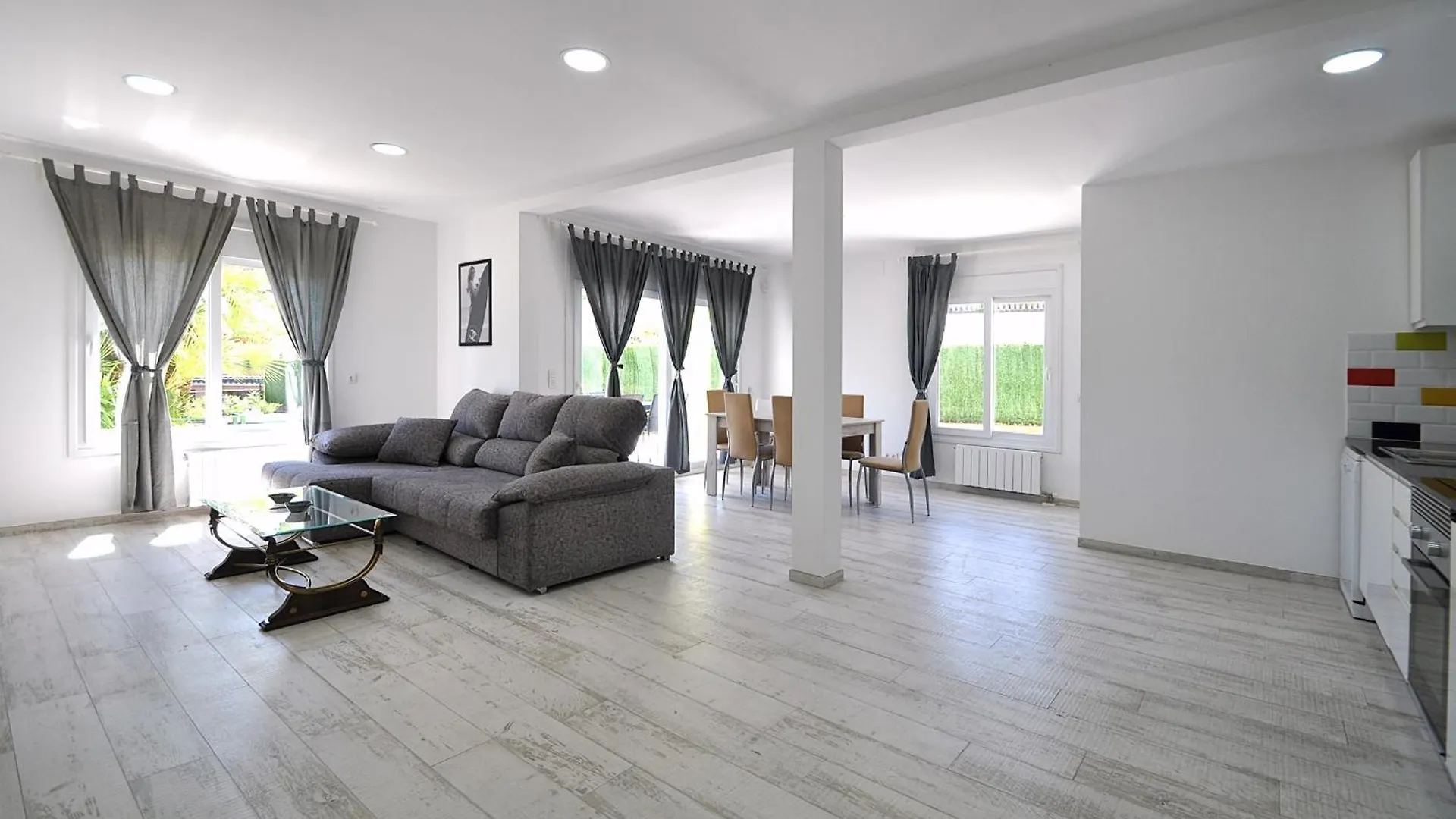 Villa Bloom Lloret de Mar